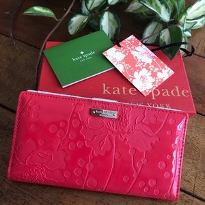Kate Spade Stacy spotted floral wallet